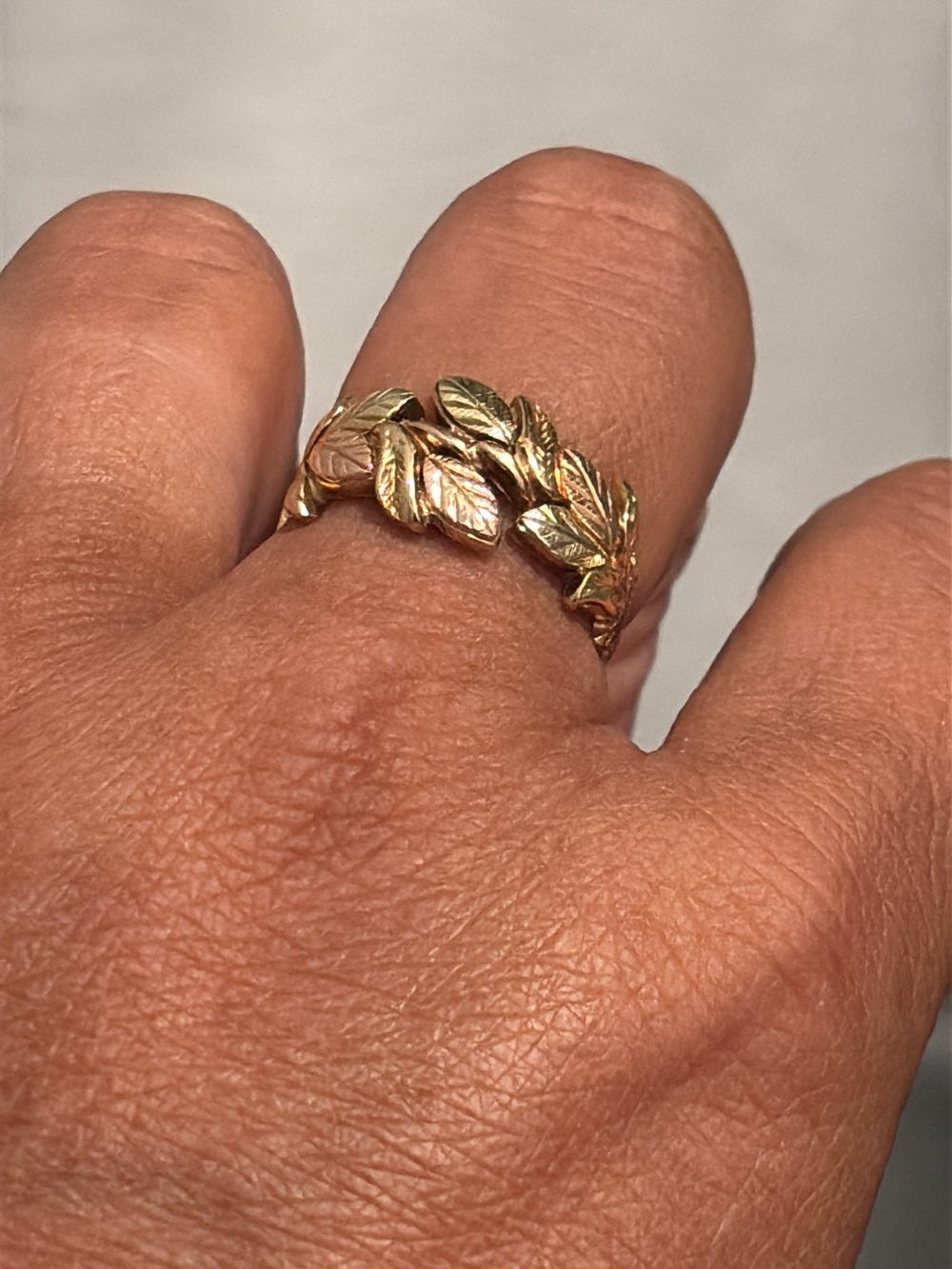Vintage 10k Rose and Yellow Gold Ring 3.1 Grams